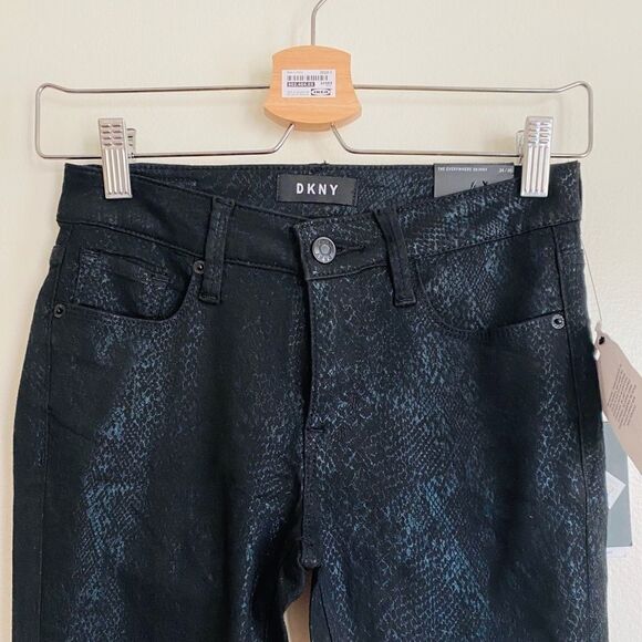 DKNY Coated Snake Embossed Skinny Jeans - Picture 7 of 9
